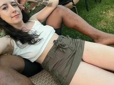 Shakicast OnlyFans Leaked Free Thumbnail Picture - #0edOMQOck1