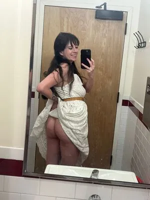 Shakicast OnlyFans Leaked Free Thumbnail Picture - #C4JAHwf8E7