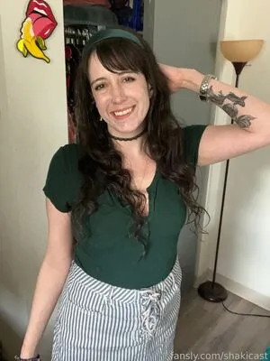 Shakicast OnlyFans Leaked Free Thumbnail Picture - #LLf6wzc1CO