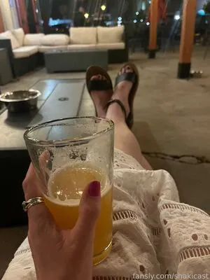 Shakicast OnlyFans Leaked Free Thumbnail Picture - #Su1c60USRK
