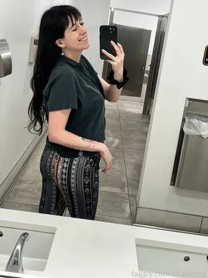 Shakicast OnlyFans Leaked Free Thumbnail Picture - #aDQ5VhmJVI