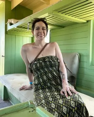 Shakicast OnlyFans Leaked Free Thumbnail Picture - #aFGM53OOqZ