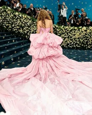 Shakira OnlyFans Leaked Free Thumbnail Picture - #0ZfnXzlAYf