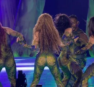 Shakira OnlyFans Leaked Free Thumbnail Picture - #AWrWBcC56L