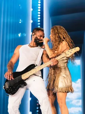 Shakira OnlyFans Leaked Free Thumbnail Picture - #HNotWQStZS