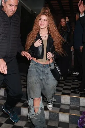 Shakira OnlyFans Leaked Free Thumbnail Picture - #g4h3Sh9N4R