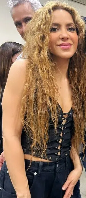 Shakira OnlyFans Leaked Free Thumbnail Picture - #wim68V7Mvt
