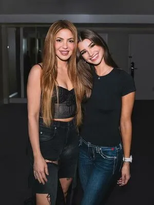 Shakira OnlyFans Leaked Free Thumbnail Picture - #x9bY3OE9b8