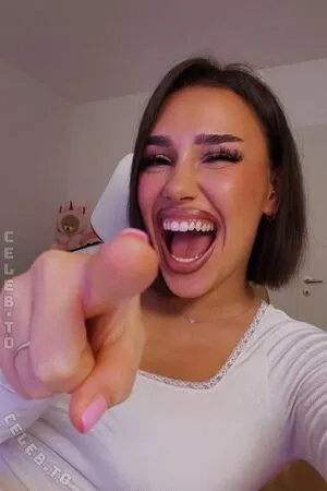 Shakiravv OnlyFans Leaked Free Thumbnail Picture - #Mj5F2MYcWS