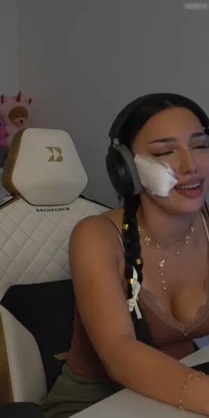 Shakiravv OnlyFans Leaked Free Thumbnail Picture - #YJzoc8MCv8