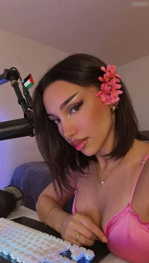 Shakiravv OnlyFans Leaked Free Thumbnail Picture - #lU9K5IlU3g