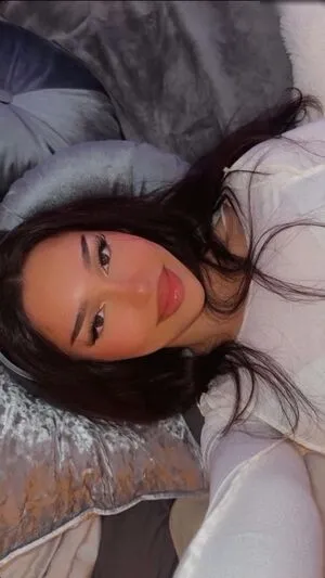 Shakiravv OnlyFans Leaked Free Thumbnail Picture - #n6y2E1lMD3