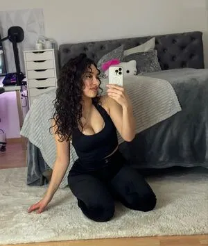 Shakiravv OnlyFans Leaked Free Thumbnail Picture - #ys8NCqB3Hi