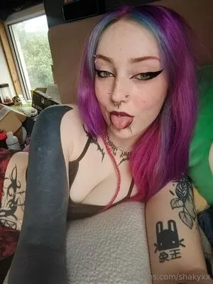 Shakyxx OnlyFans Leaked Free Thumbnail Picture - #D6iVL1kJCA