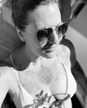 Shally3079 OnlyFans Leaked Free Thumbnail Picture - #QlET8N3bf9