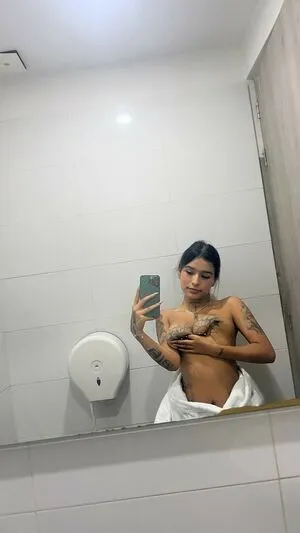 Shalydaniela OnlyFans Leaked Free Thumbnail Picture - #KyEceVV1A0