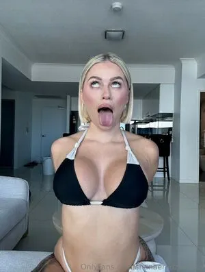Shanaeradzevicius OnlyFans Leaked Free Thumbnail Picture - #nZtoBronoW