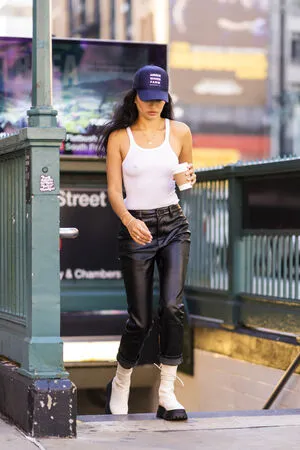 Shanina Shaik OnlyFans Leaked Free Thumbnail Picture - #5FEWoxp1YG