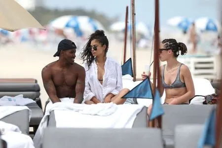 Shanina Shaik OnlyFans Leaked Free Thumbnail Picture - #C4prUR3AkA