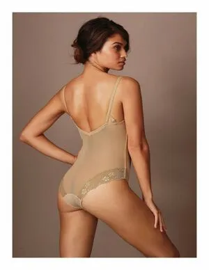 Shanina Shaik OnlyFans Leaked Free Thumbnail Picture - #PSsF3lac7n