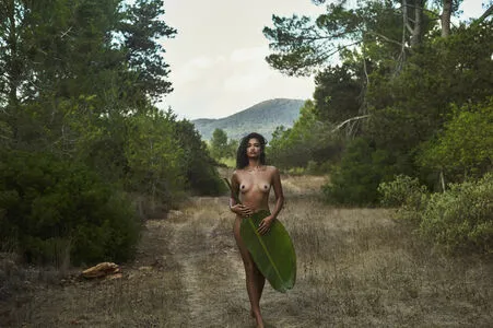 Shanina Shaik OnlyFans Leaked Free Thumbnail Picture - #UhwMTR73CR
