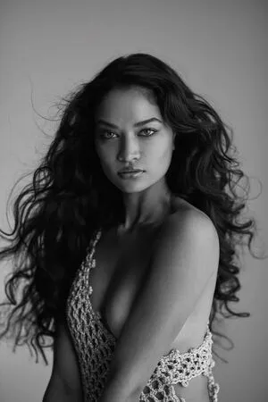 Shanina Shaik OnlyFans Leaked Free Thumbnail Picture - #WLSwdZMzYU