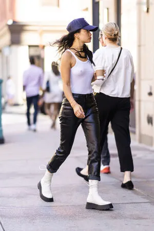 Shanina Shaik OnlyFans Leaked Free Thumbnail Picture - #bSInvot1O7