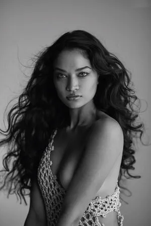 Shanina Shaik OnlyFans Leaked Free Thumbnail Picture - #kHzFTIpH7K