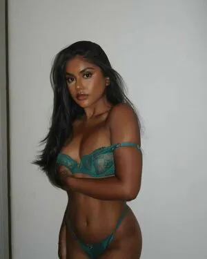 Shaniya Nisha Shaniya Nisha OnlyFans Leaked Free Thumbnail Picture - #AThi6mt5bU