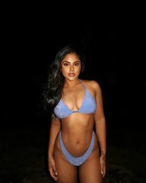 Shaniya Nisha Shaniya Nisha OnlyFans Leaked Free Thumbnail Picture - #rz4KT8Zdnv