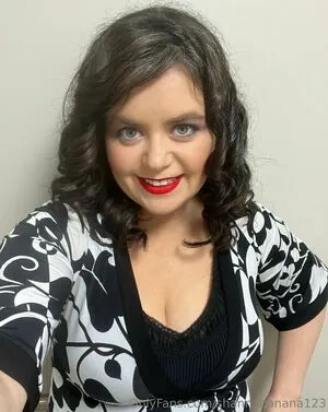 Shannabanana123 OnlyFans Leaked Free Thumbnail Picture - #Wd4RDgVt86