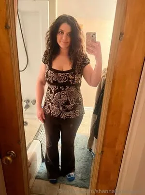 Shannabanana123 OnlyFans Leaked Free Thumbnail Picture - #nqdJYoSDAK