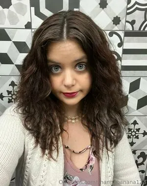 Shannabanana123 OnlyFans Leaked Free Thumbnail Picture - #pvsjo75kUg