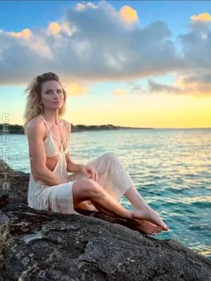 Shantel VanSanten OnlyFans Leaked Free Thumbnail Picture - #ZktoHpx3gu