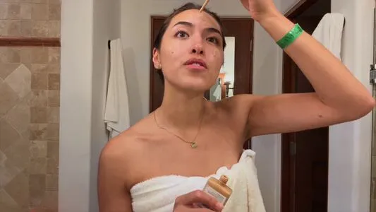 Shanti Tan OnlyFans Leaked Free Thumbnail Picture - #3A2j2pFITK