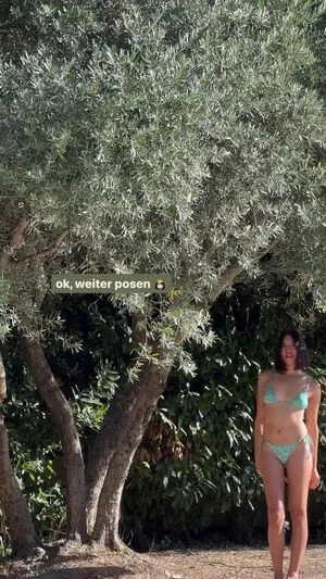 Shanti Tan OnlyFans Leaked Free Thumbnail Picture - #4XkANwKE8L