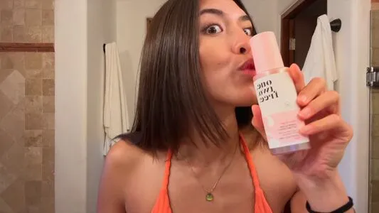 Shanti Tan OnlyFans Leaked Free Thumbnail Picture - #9PPIQMY2Ey