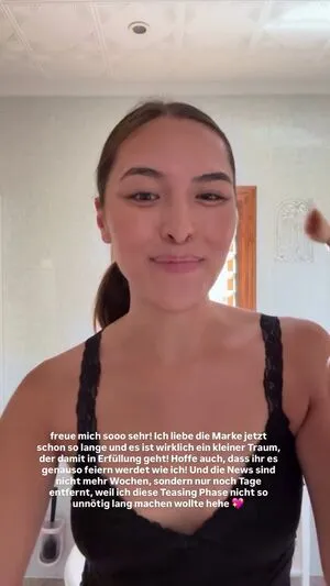 Shanti Tan OnlyFans Leaked Free Thumbnail Picture - #HNmkAXPv03