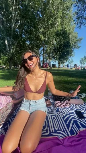 Shanti Tan OnlyFans Leaked Free Thumbnail Picture - #KKQsUsfnEm