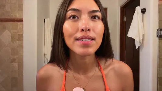 Shanti Tan OnlyFans Leaked Free Thumbnail Picture - #haICIkch3D