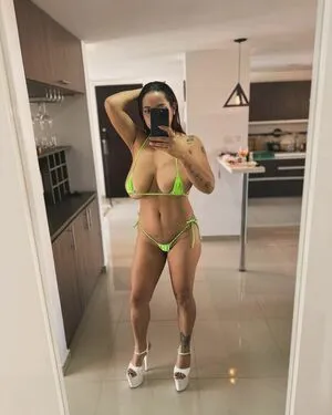 Sharalopez OnlyFans Leaked Free Thumbnail Picture - #0srEG9Sj2x