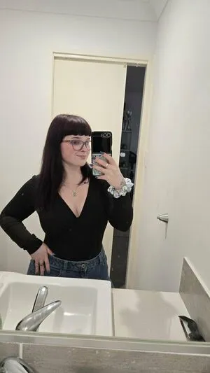 Shari2001 OnlyFans Leaked Free Thumbnail Picture - #2BGp6B1htT