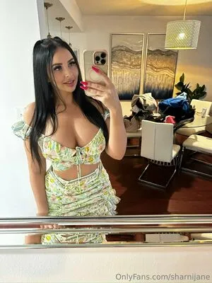 Sharnijane OnlyFans Leaked Free Thumbnail Picture - #8MUJu1LM34