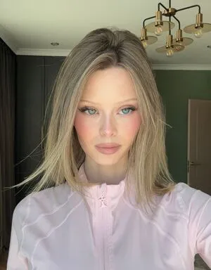 Shashka U OnlyFans Leaked Free Thumbnail Picture - #FPRHOlN7hn