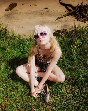 Shauna Dean Cokeland OnlyFans Leaked Free Thumbnail Picture - #Fx0yK2D5VZ