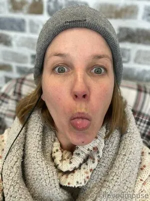 Shaved Mouse OnlyFans Leaked Free Thumbnail Picture - #FAhFErHDF8