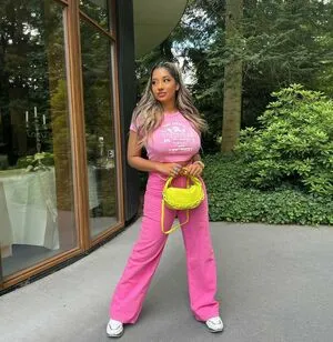Shaweena OnlyFans Leaked Free Thumbnail Picture - #9R7cG6luE5