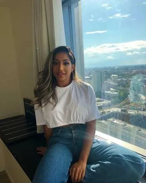 Shaweena OnlyFans Leaked Free Thumbnail Picture - #9gnzvjW80E