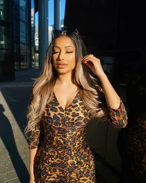 Shaweena OnlyFans Leaked Free Thumbnail Picture - #I6GTK3JEgV