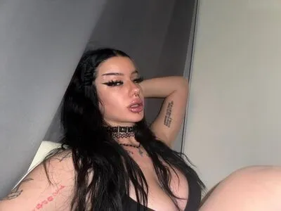 Shawtysuzi OnlyFans Leaked Free Thumbnail Picture - #E2rOsk1AEm